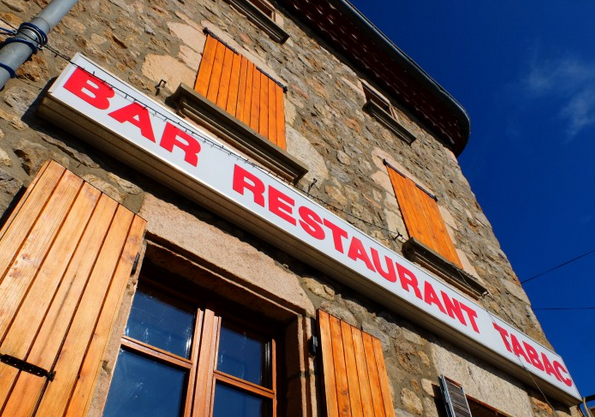 Nozières: waar crèches en babysits niet blijken te bestaan (Charlie 13)