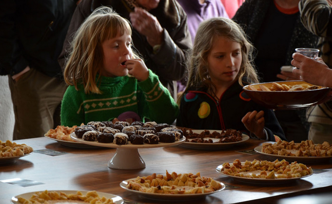 Hoe het dorp werd gered met zoete koekjes (Charlie 15)
