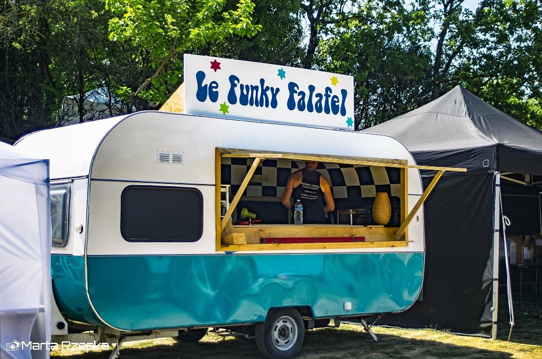 Le Funky Falafel (Charlie 19)